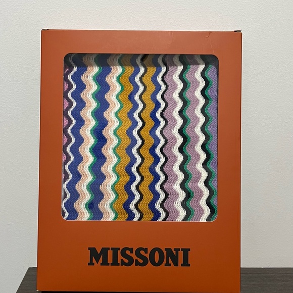 Missoni Accessories - Missoni Colorful Zigzag scarf